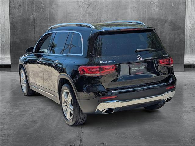 used 2022 Mercedes-Benz GLB 250 car, priced at $30,796