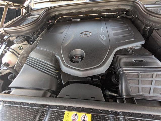 new 2025 Mercedes-Benz GLE 450 car, priced at $77,525
