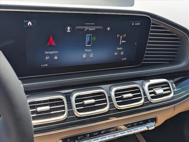new 2025 Mercedes-Benz GLE 450 car, priced at $77,525