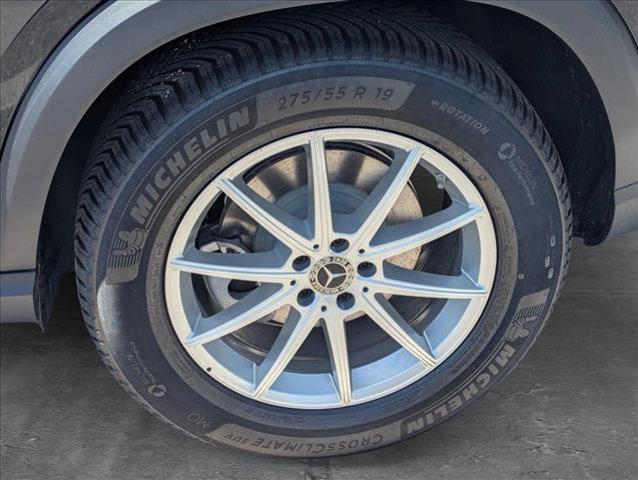 new 2025 Mercedes-Benz GLE 450 car, priced at $77,525