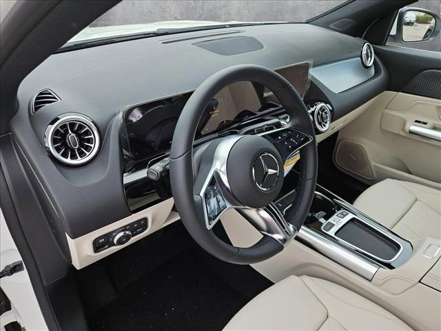 new 2025 Mercedes-Benz GLA 250 car, priced at $45,845