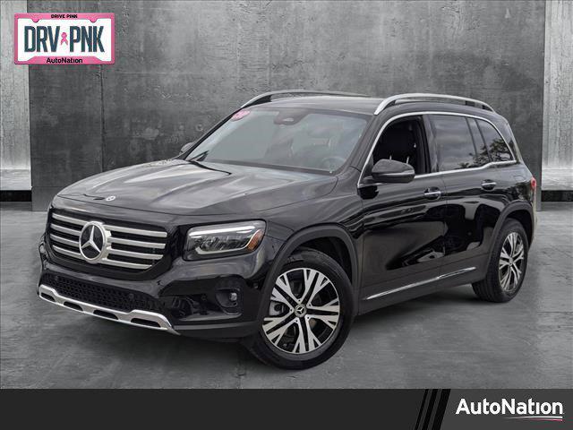 used 2024 Mercedes-Benz GLB 250 car, priced at $37,777