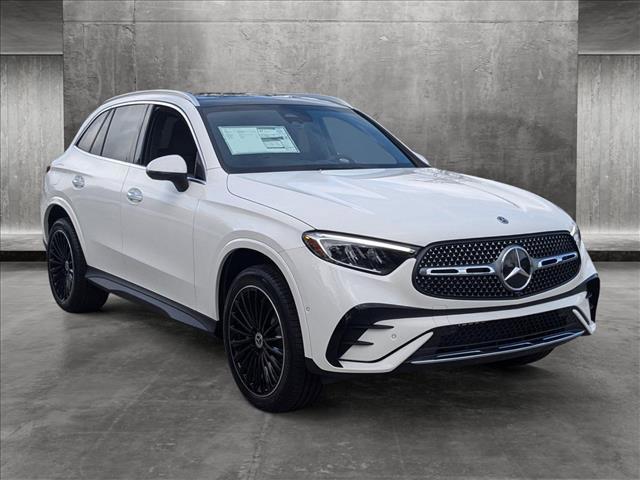 new 2025 Mercedes-Benz GLC 300 car, priced at $59,185