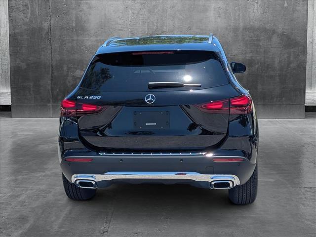 new 2025 Mercedes-Benz GLA 250 car, priced at $44,345