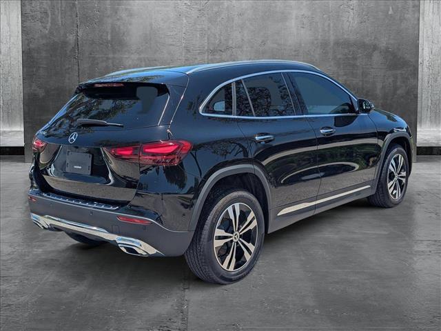 new 2025 Mercedes-Benz GLA 250 car, priced at $44,345