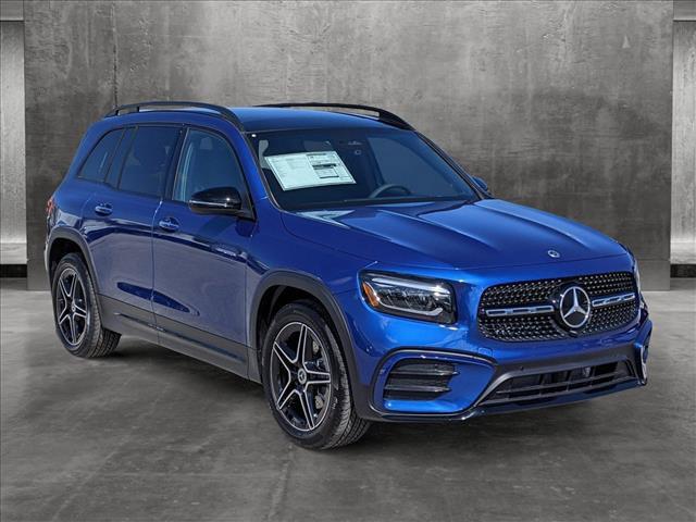 new 2024 Mercedes-Benz GLB 250 car, priced at $53,675