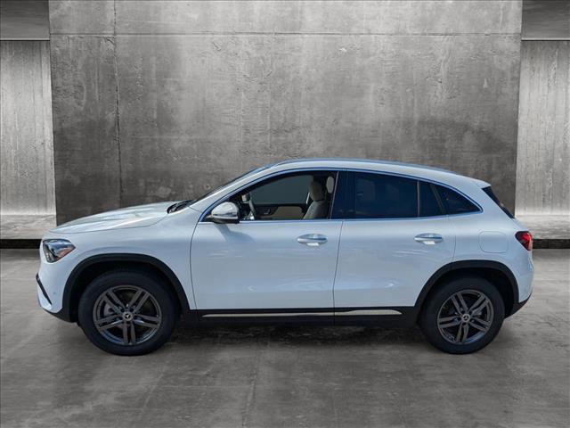 new 2025 Mercedes-Benz GLA 250 car, priced at $45,650