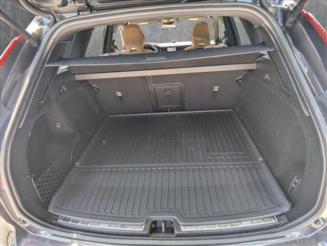 used 2022 Volvo XC60 Recharge Plug-In Hybrid car, priced at $40,406