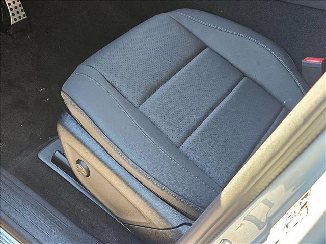 new 2025 Mercedes-Benz GLS 450 car, priced at $101,275