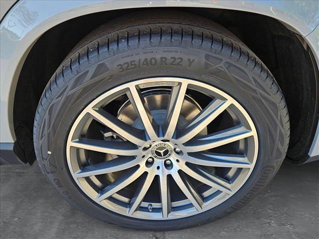 new 2025 Mercedes-Benz GLS 450 car, priced at $101,275