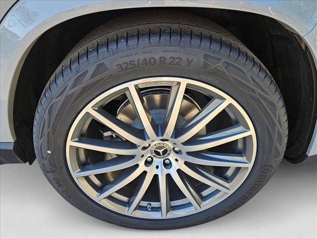 new 2025 Mercedes-Benz GLS 450 car, priced at $101,275
