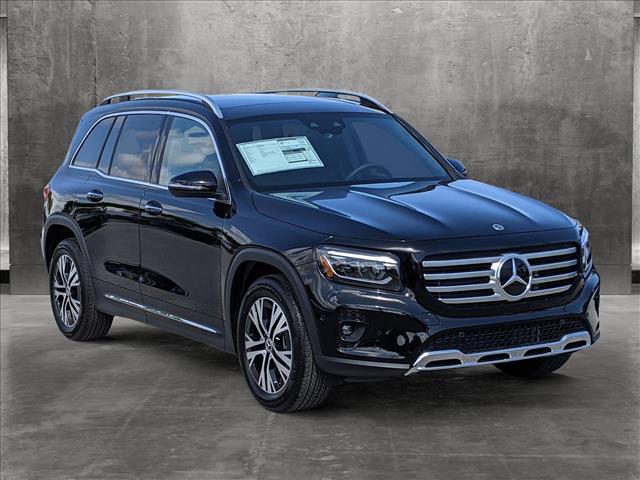 new 2024 Mercedes-Benz GLB 250 car, priced at $51,215