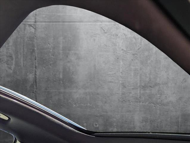 used 2021 Mercedes-Benz GLB 250 car, priced at $25,556