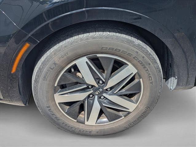 used 2021 Kia Sorento car, priced at $22,882