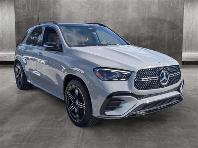 new 2025 Mercedes-Benz GLE 450 car, priced at $90,485