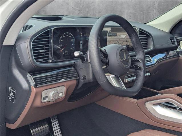 new 2025 Mercedes-Benz GLS 450 car, priced at $100,535