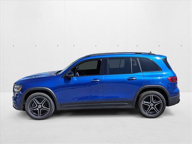 new 2024 Mercedes-Benz GLB 250 car, priced at $53,075