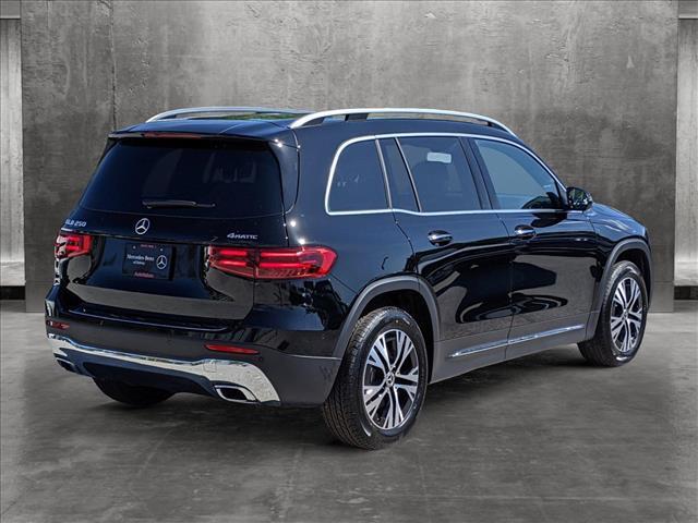 new 2024 Mercedes-Benz GLB 250 car, priced at $51,325