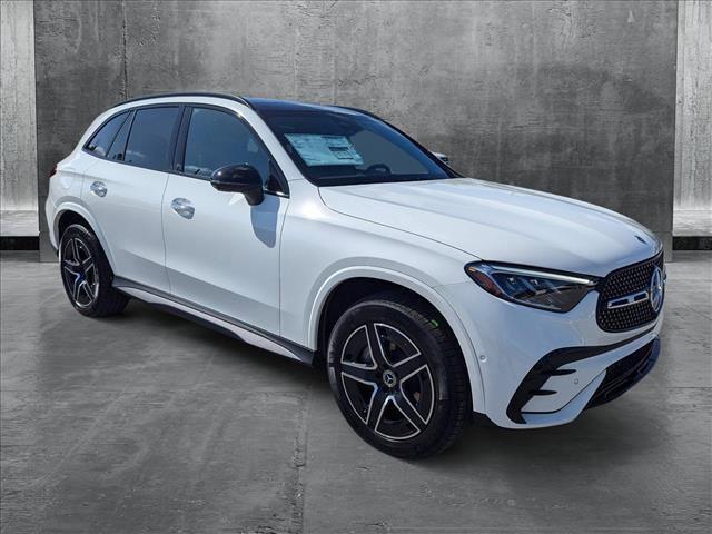 new 2025 Mercedes-Benz GLC 300 car, priced at $60,035