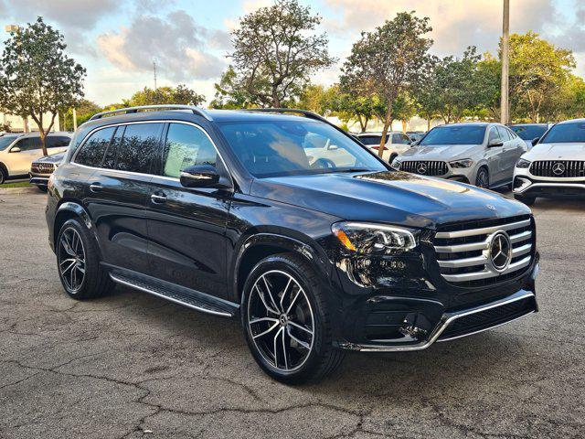 new 2025 Mercedes-Benz GLS 580 car, priced at $119,095