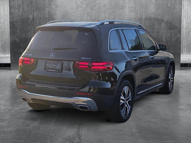 new 2024 Mercedes-Benz GLB 250 car, priced at $51,325