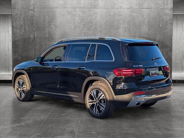 new 2024 Mercedes-Benz GLB 250 car, priced at $51,325