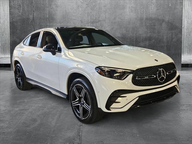 new 2025 Mercedes-Benz GLC 300 car, priced at $69,185