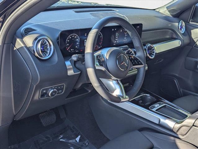 new 2025 Mercedes-Benz GLB 250 car, priced at $47,145