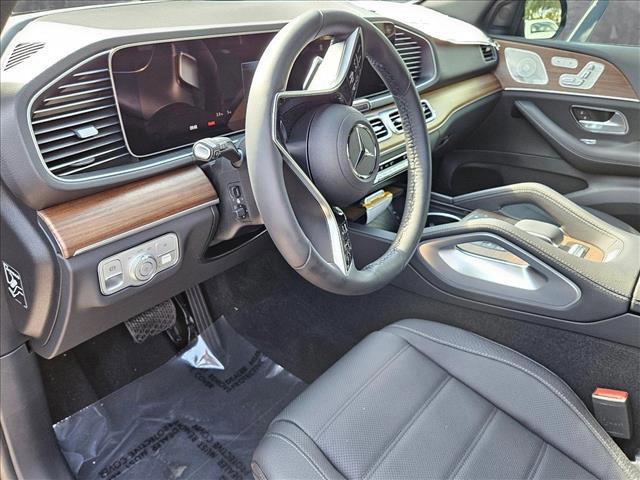 new 2025 Mercedes-Benz GLE 580 car, priced at $96,595