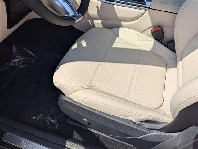 new 2025 Mercedes-Benz GLC 300 car, priced at $56,985
