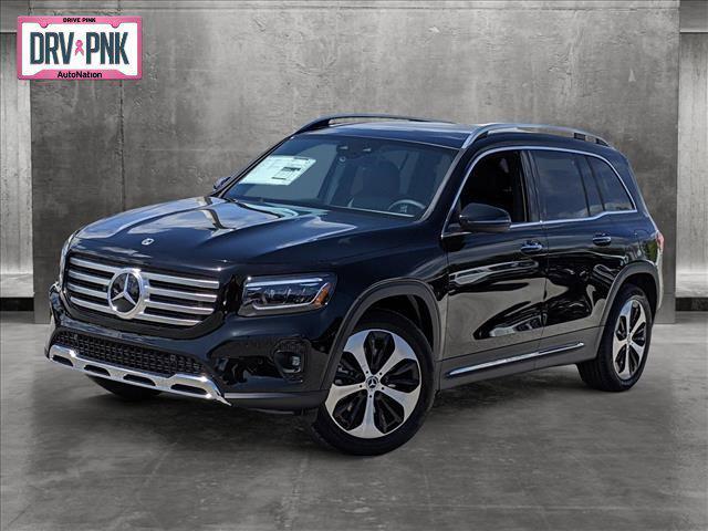 new 2024 Mercedes-Benz GLB 250 car, priced at $53,815