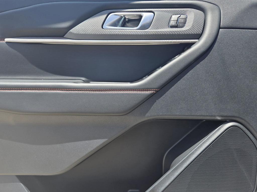 new 2025 Ford Explorer car, priced at $48,329