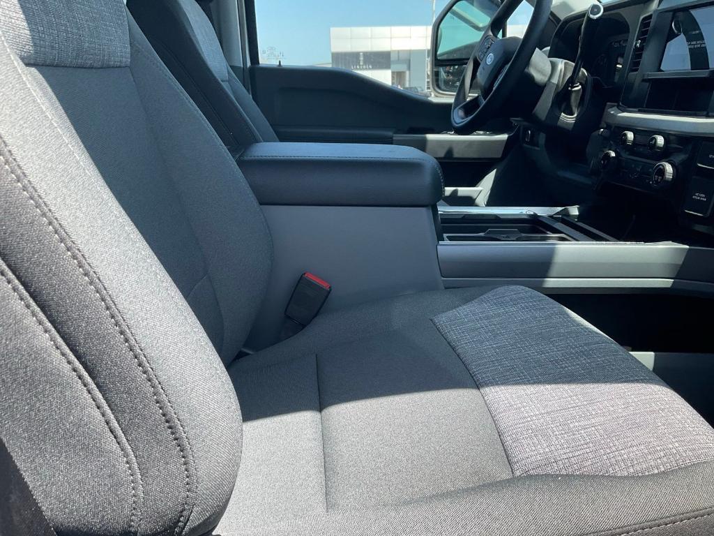 new 2025 Ford F-250 car, priced at $69,200