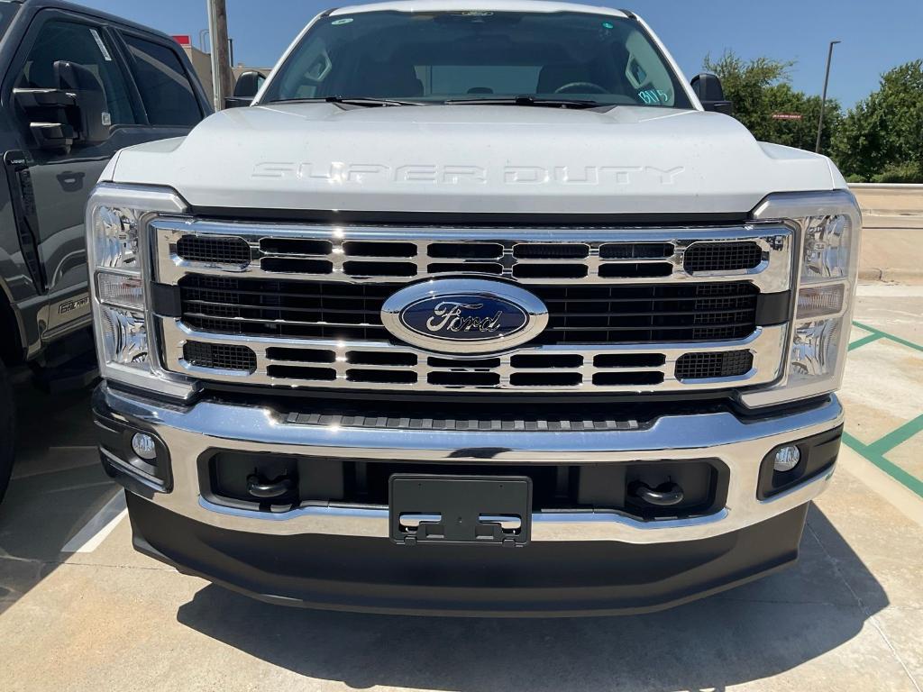 new 2025 Ford F-250 car, priced at $69,200