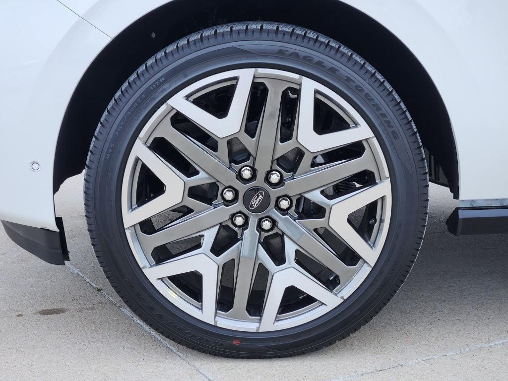 new 2025 Ford Expedition Max car, priced at $93,990