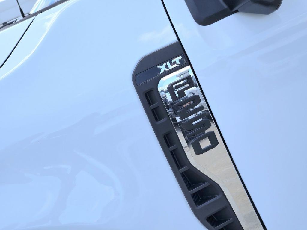 new 2025 Ford F-250 car, priced at $68,340