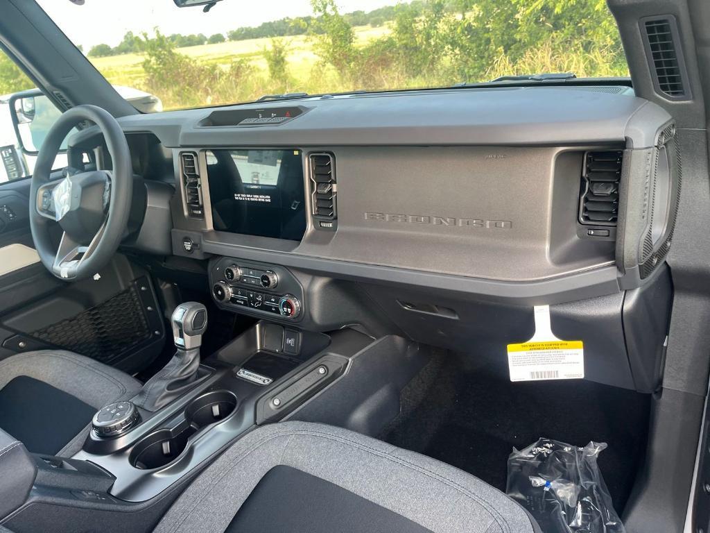 new 2025 Ford Bronco car, priced at $40,785