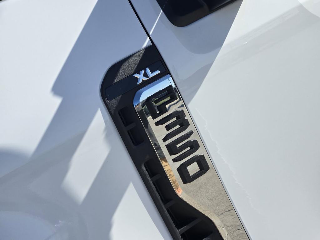 new 2025 Ford F-350 car, priced at $69,192