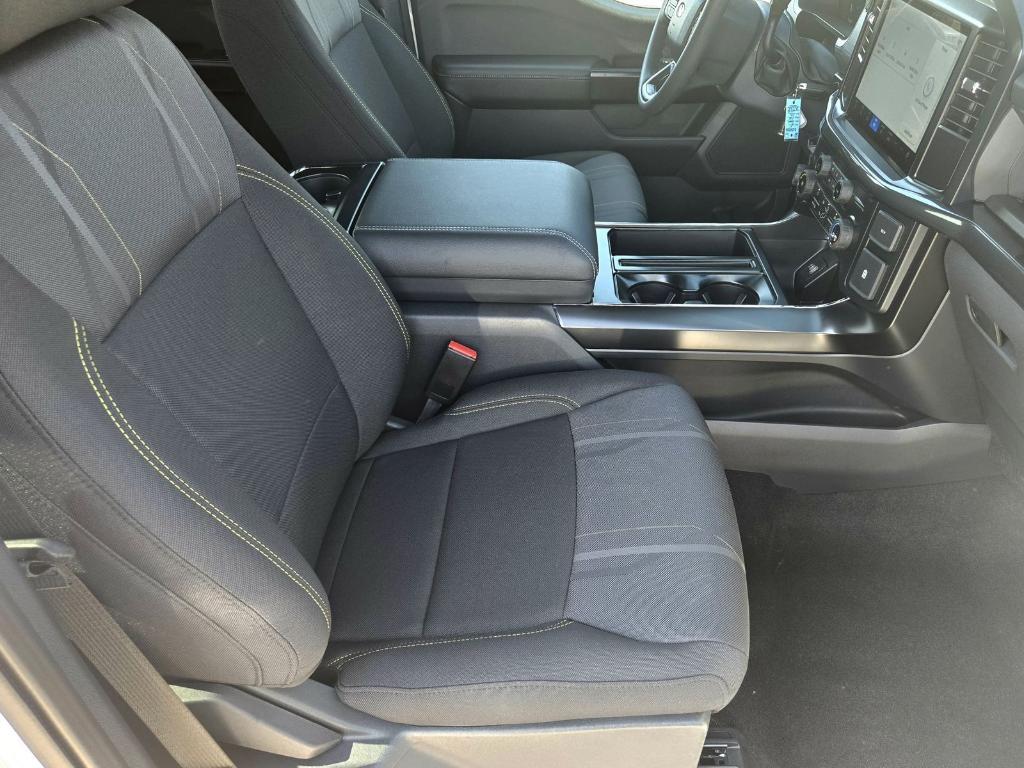 new 2025 Ford F-150 car, priced at $45,172