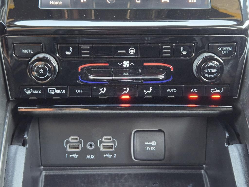 used 2023 Jeep Grand Cherokee L car, priced at $29,855