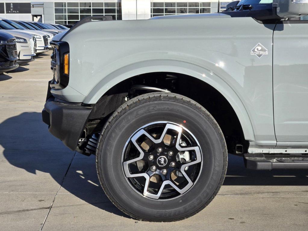 new 2024 Ford Bronco car, priced at $48,707