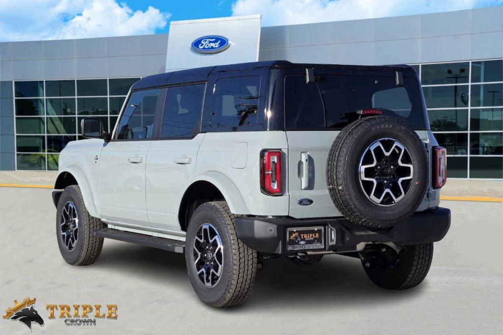 new 2024 Ford Bronco car, priced at $48,707