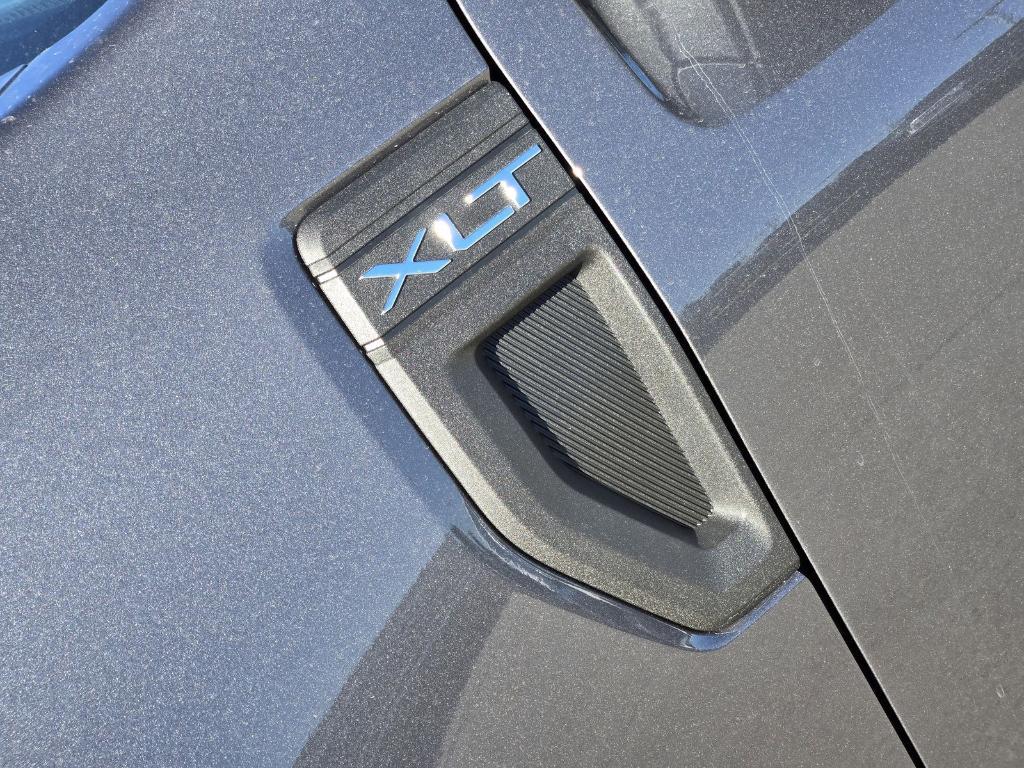 new 2025 Ford Maverick car, priced at $35,981