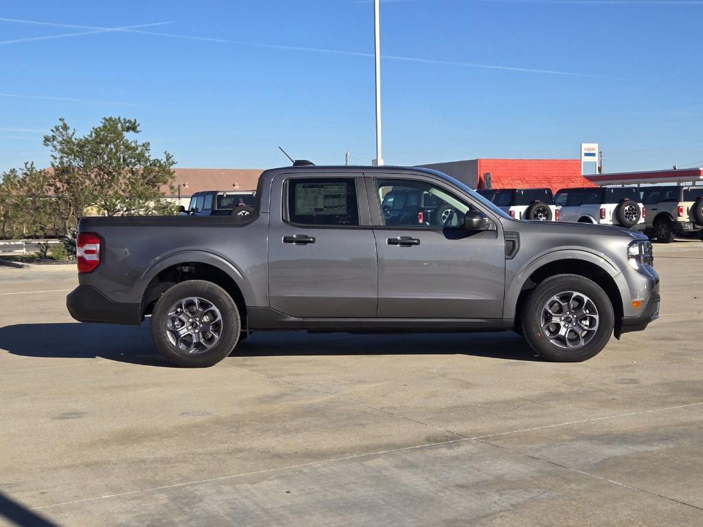new 2025 Ford Maverick car, priced at $35,981