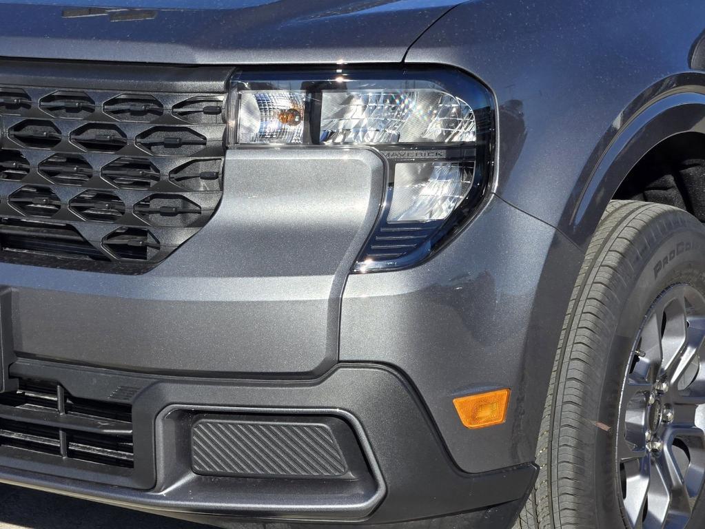new 2025 Ford Maverick car, priced at $35,981