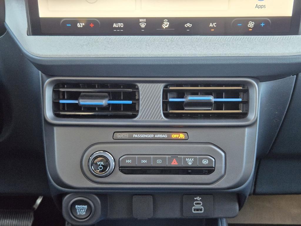 new 2025 Ford Maverick car, priced at $35,981