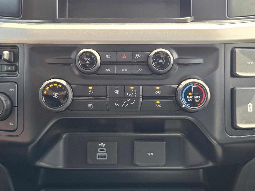 new 2025 Ford F-250 car, priced at $63,406