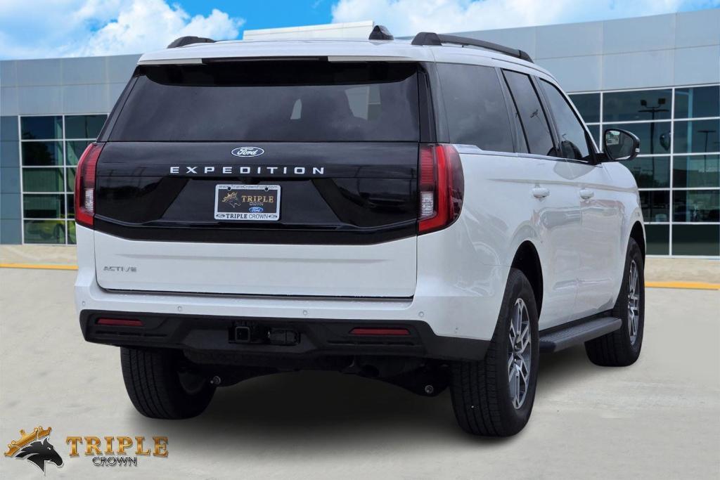 new 2025 Ford Expedition car, priced at $69,205