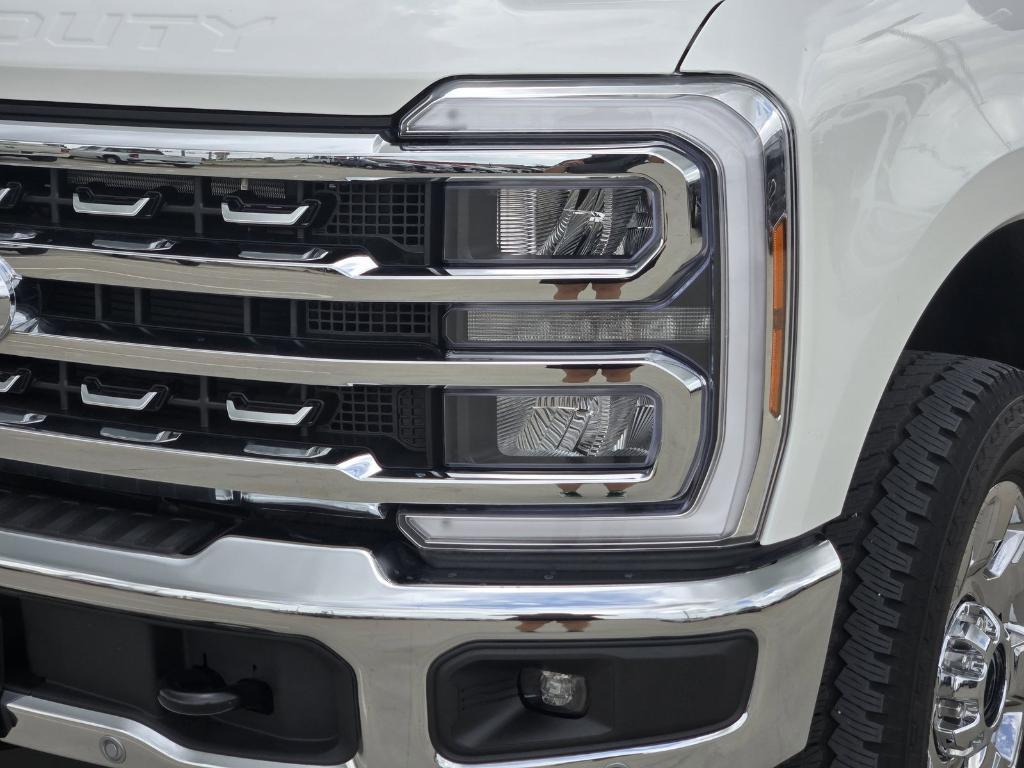 new 2025 Ford F-350 car, priced at $84,826