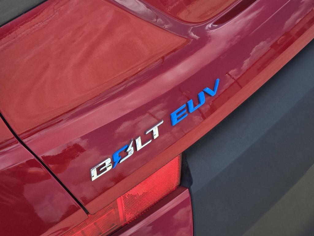 used 2022 Chevrolet Bolt EUV car, priced at $21,759